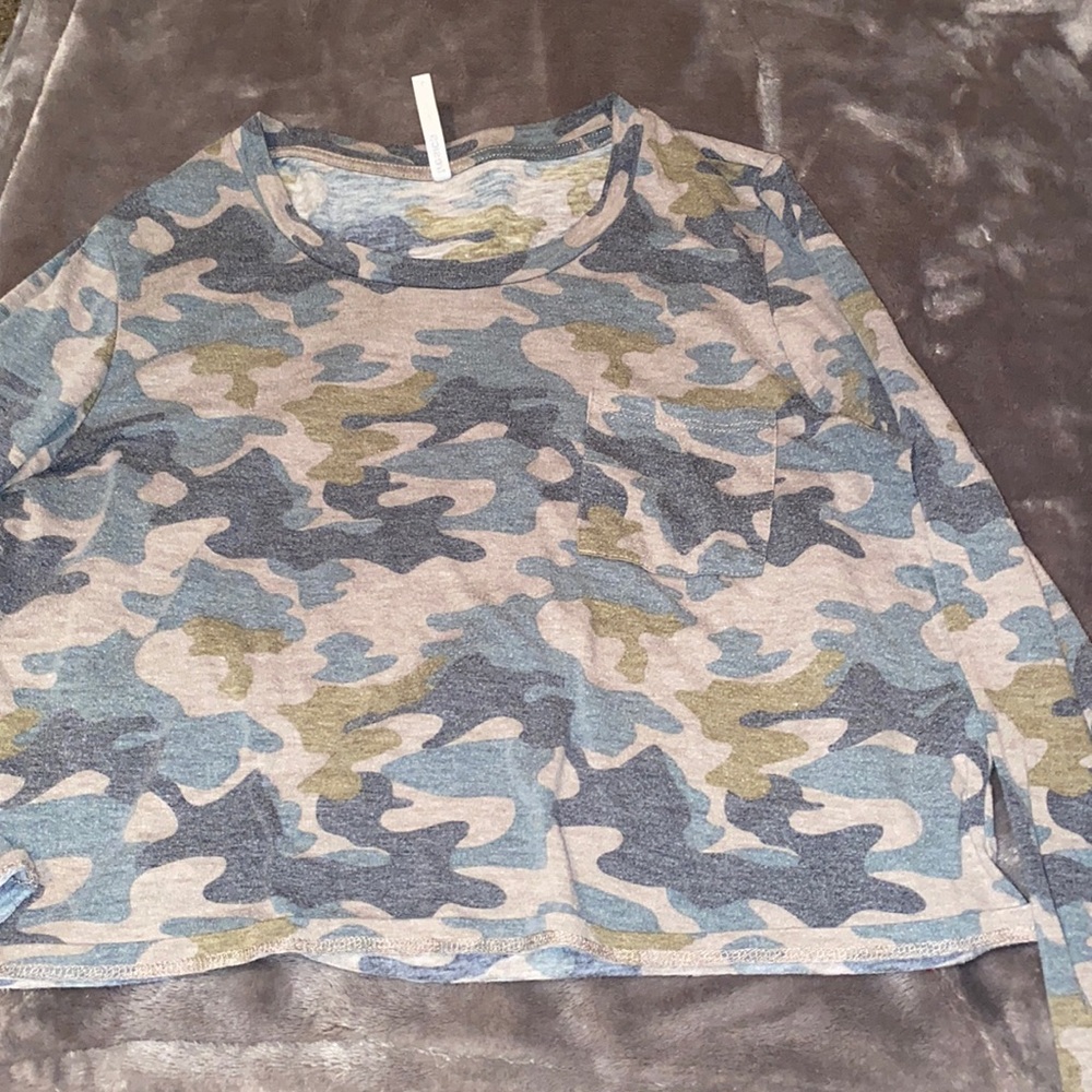 Tresics Camo long sleeve